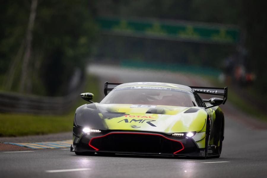  Aston Martin Vulcan AMR Pro 2017 года  (фото 19 из 19)